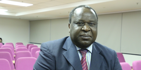 Honorary Professor Tito Mboweni addressed graduates of the Faculty of Commerce, Law and Management.